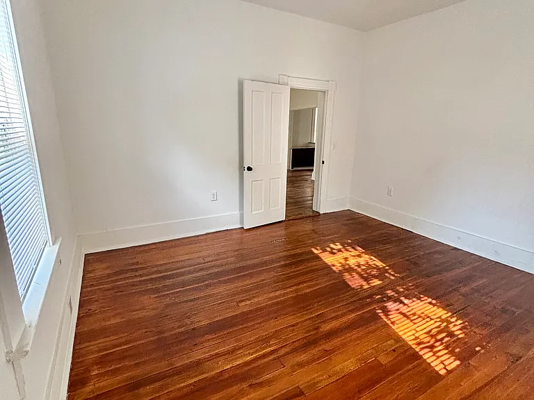 1014 Jamison Ave SE — Photo 6
