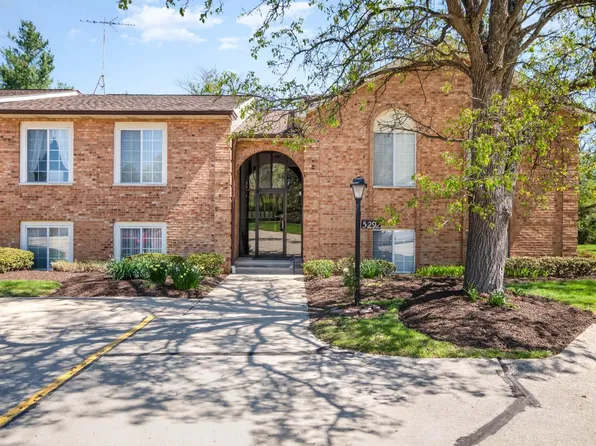 5292 N Eaglesnest Dr #42, Cincinnati, OH 45248