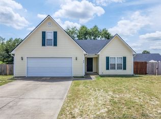 3713 Languid Ct, Hope Mills, NC 28348