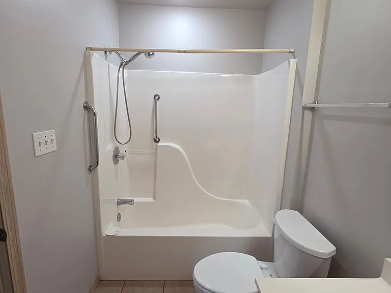 1015 S Glenwood Ave #1-4 — Photo 7