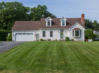 1 Tree Top Ln, Southwick, MA 01077