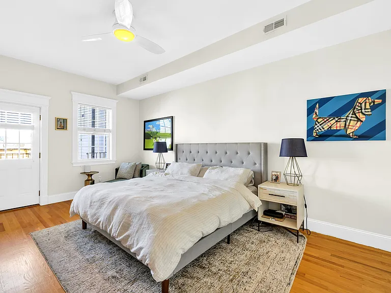 578 E Broadway #3 — Photo 15