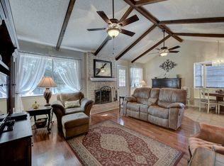 7042 Evening Sun St, Leon Valley, TX 78238