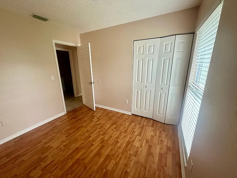 346 N Cervidae Dr — Photo 10