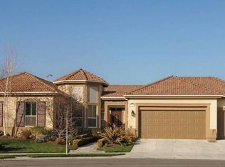 1995 N Greenfield Ave, Clovis, CA 93619