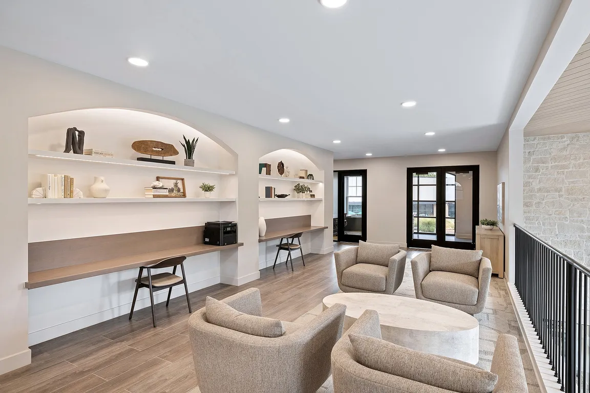The Fieldston of Fairway - Co-Working Spaces & Private Offices