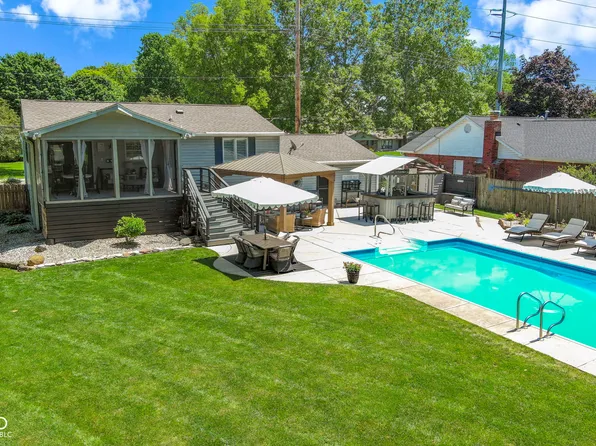 1414 Hornaday Rd, Brownsburg, IN 46112