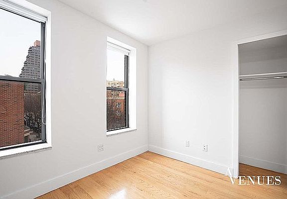3rd image of 1694 Park Ave #4R