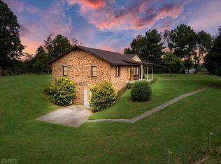 671 Honeycutt Dam Rd, Woodlawn, VA 24381