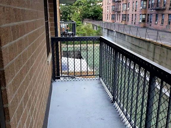 3rd image of 14720 35th Ave #3
