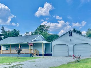 106 Oliver Cooper Rd, Richlands, NC 28574
