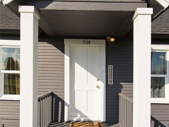 3rd image of 514 13th St SE