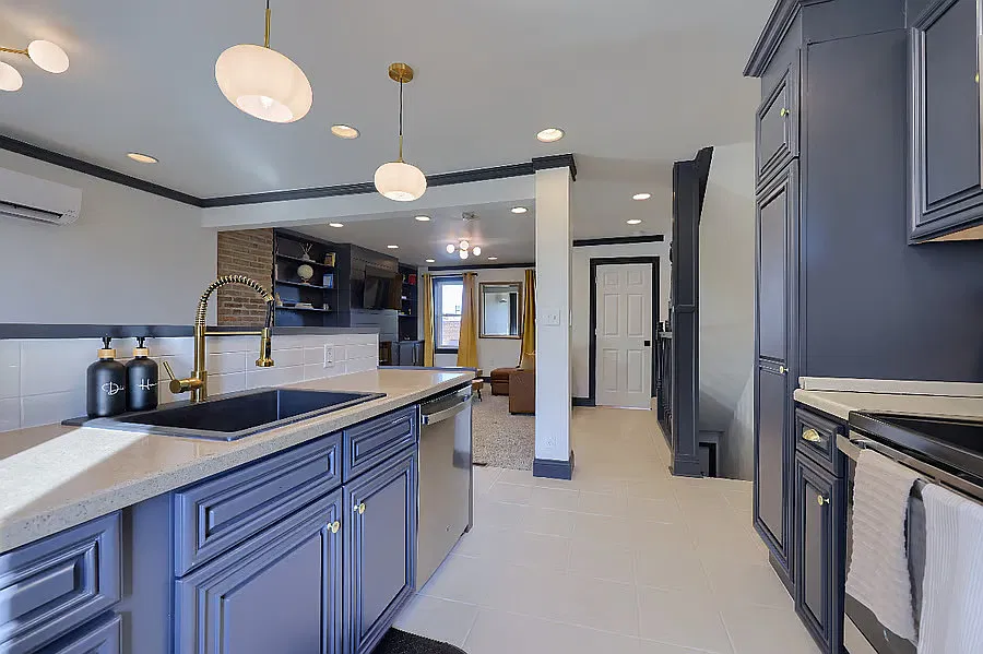 1 bed, 1584 sqft, $2,500 — Photo 2