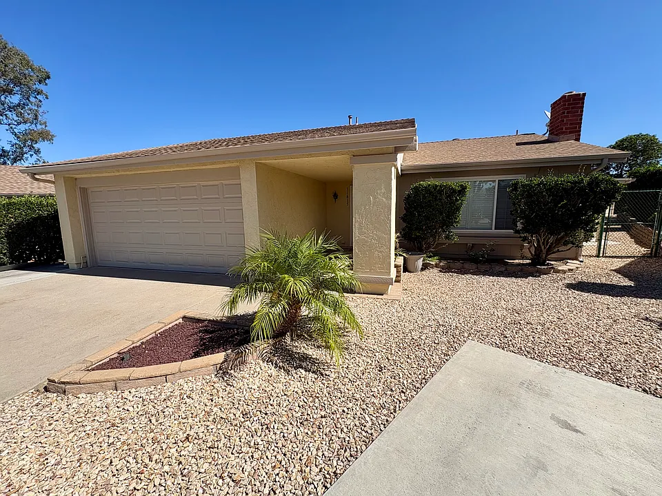 11815 Elkins Cv