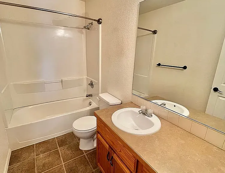 2514 Bar Harbor Dr — Photo 16