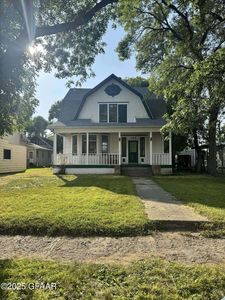 105 Lincoln Ave S, Finley, ND, 58230