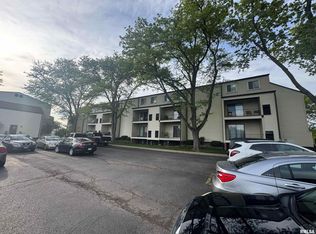 3119 W Willow Knolls Dr Unit 28B, Peoria, IL 61614