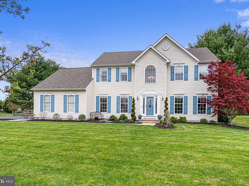 1st image of 66 Manassas Dr