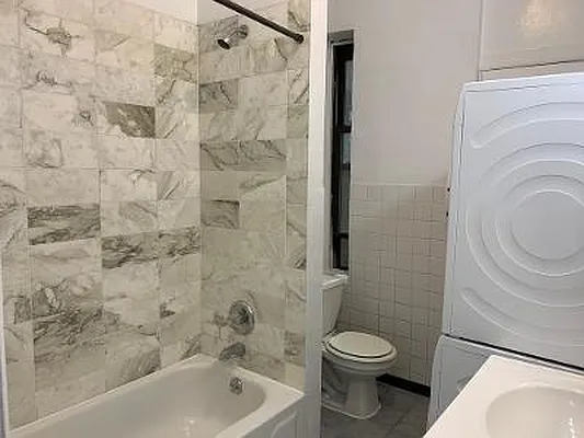 Rented by Metropolitan Property Group | media 28