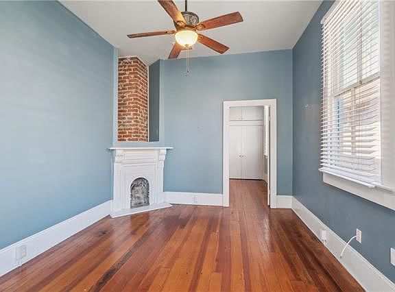 3rd image of 8636 Plum St