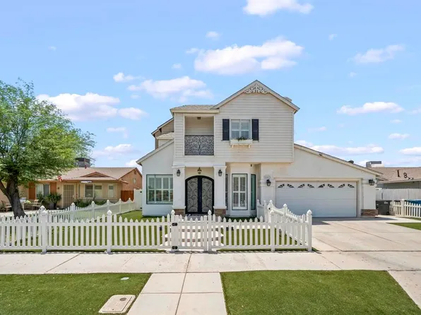 257 Driftwood Dr, El Centro, CA 92243