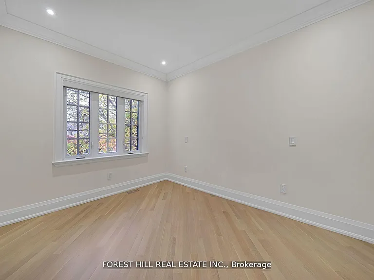132 Lothian Ave — Photo 30