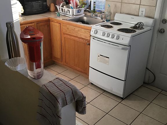 3rd image of 2316 Madison St APT 10