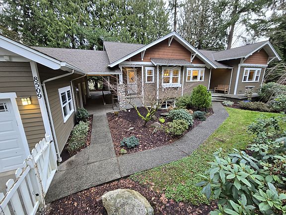2nd image of 8509 Ferncliff Ave NE