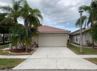 3007 SW 179th Ave, Miramar, FL 33029