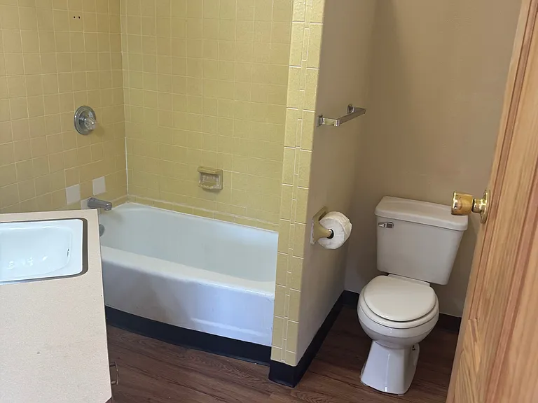 124.5 N Main St #1 — Photo 2