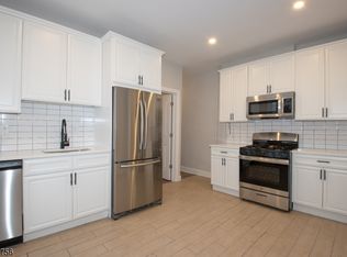 19 Northfield Ave #2R, West Orange, NJ 07052