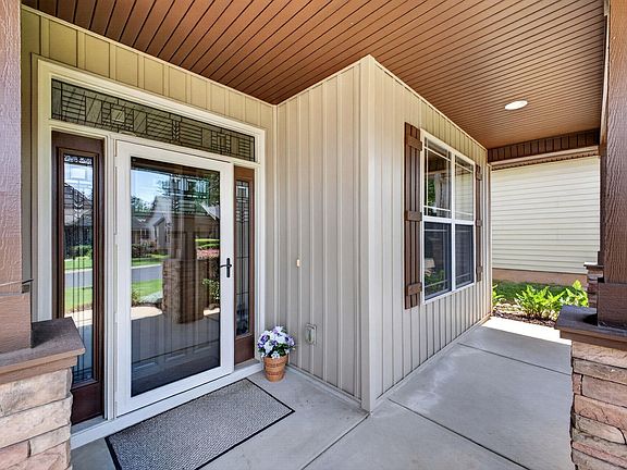 3rd image of 26 Dolerite Dr