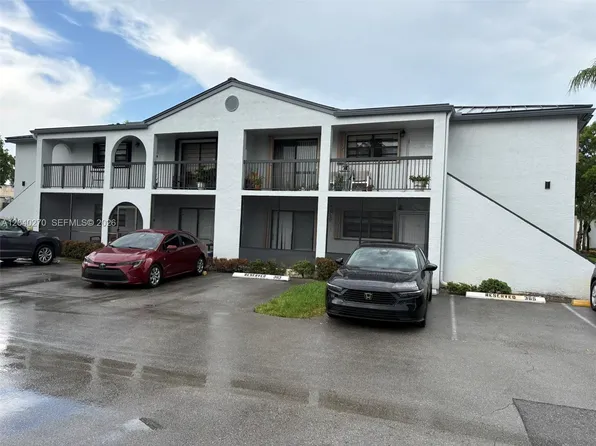 18350 Mediterranean Blvd #2-27, Hialeah, FL 33015