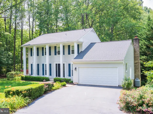 6309 Ember Ct, Manassas, VA 20112