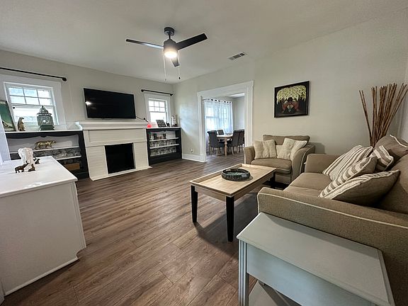 3rd image of 2257 Alston Ave