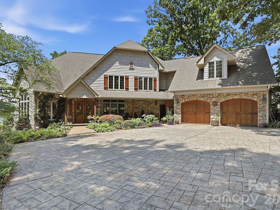 1st image of 7631 Dellinger Rd