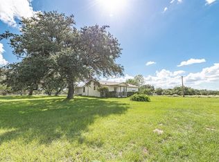 1089 Lake Wood Ln, Sheridan, TX 77475