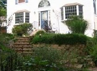 25 Dolly Pond Rd, Exeter, RI 02822