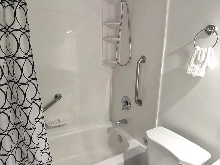 256 Homewood Ave #1 — Photo 8