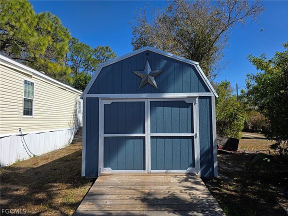 2nd image of 8085 Hart Dr