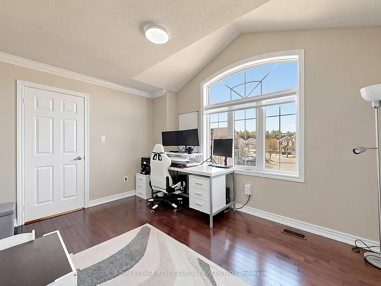 1158 Atkins Dr — Photo 34