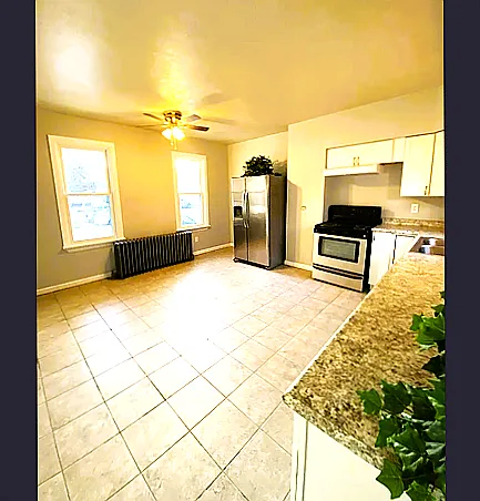 539 Baldwin St — Photo 3
