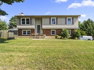 6809 Creedmoor Ct, Louisville, KY 40228
