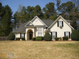 200 Hidden Brook Trl, Fayetteville, GA 30215