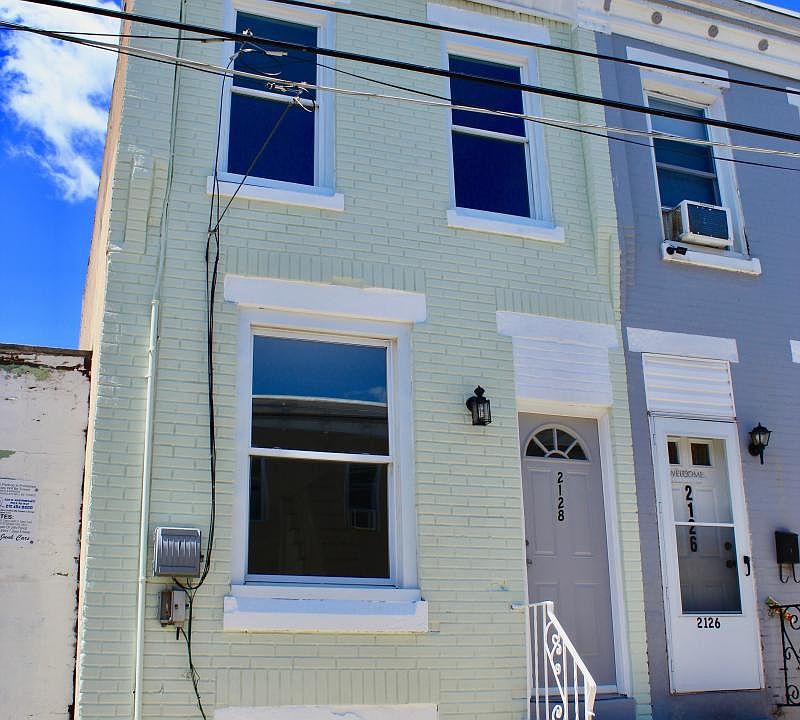 1st image of 2128 E Clementine St