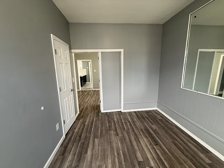 31 Aldine St #2 — Photo 12
