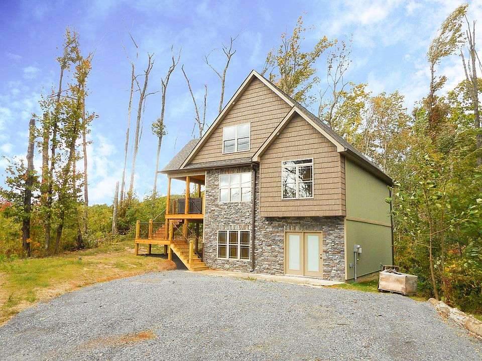 1st image of 974 Wiley Oakley Dr