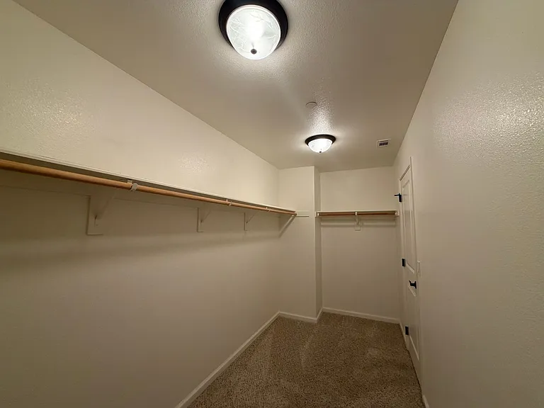 1194 Velarde Cir — Photo 50