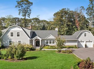 2 Gina Dr, Centerport, NY 11721