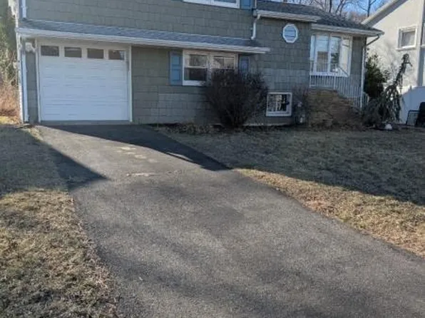 25 Predmore Ave, Colonia, NJ 07067